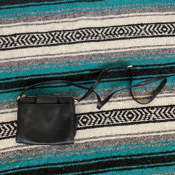 Michael Kors cross body bag - Picture 3 of 3